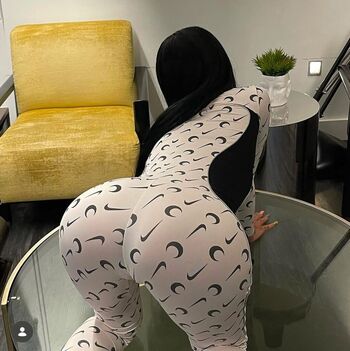 Full leaked Parisrx private onlyfans photo