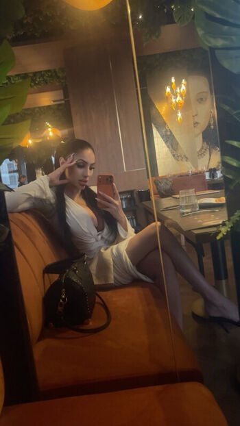 Full leaked Pollyx private onlyfans photo