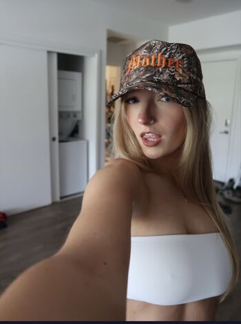 Full leaked Abby kruger private onlyfans photo