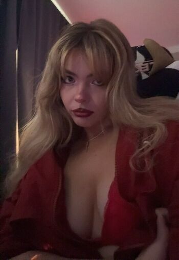 Full leaked Aiiygatorz private onlyfans photo