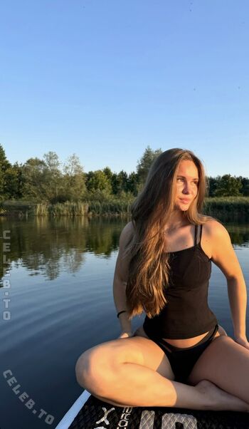 Full leaked Aileen slf private onlyfans photo