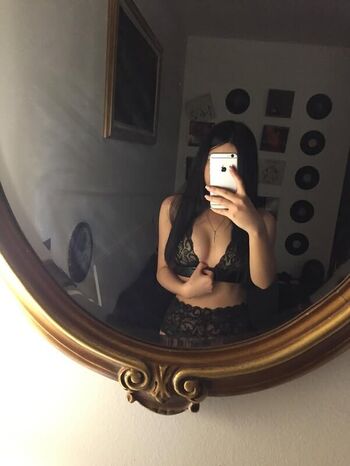 Full leaked Aishagguull private onlyfans photo