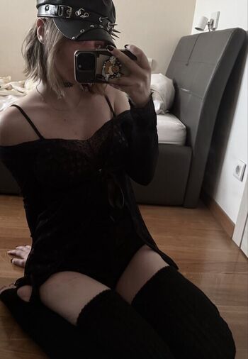 Full leaked Akofuwaa private onlyfans photo