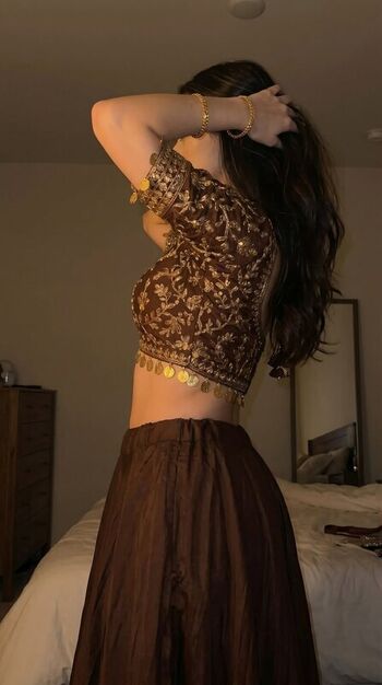 Full leaked Alasmin naaz private onlyfans photo