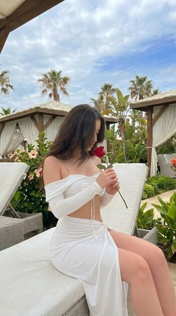 Full leaked Alasmin naaz private onlyfans photo