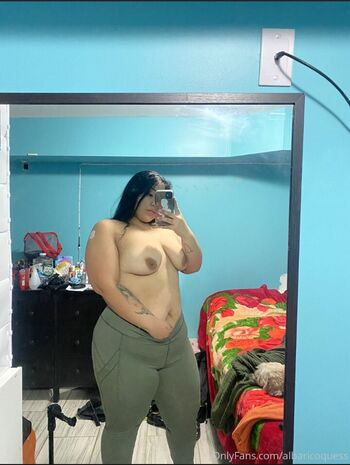 Full leaked Albaricoquess private onlyfans photo