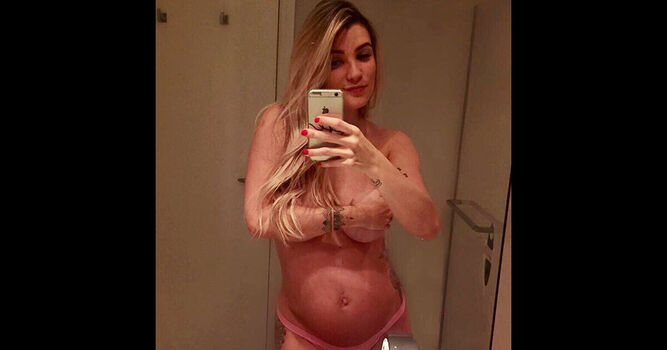 Full leaked Aline gotschalg private onlyfans photo