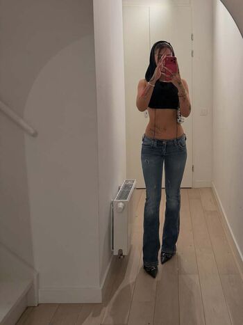 Full leaked Alizade page private onlyfans photo