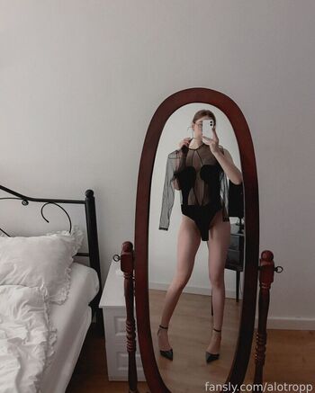 Full leaked Allotrop private onlyfans photo