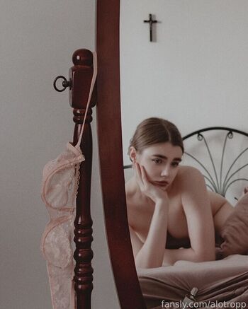 Full leaked Allotrop private onlyfans photo