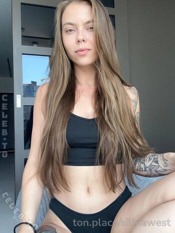 Full leaked Allurrree private onlyfans photo