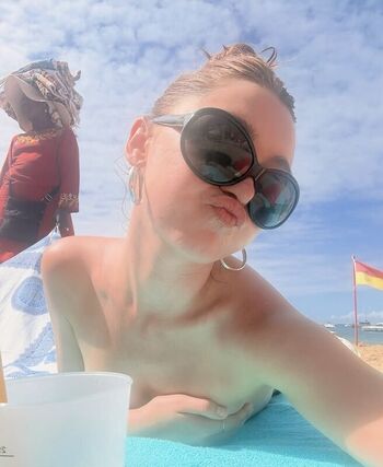 Full leaked Alyabbott private onlyfans photo