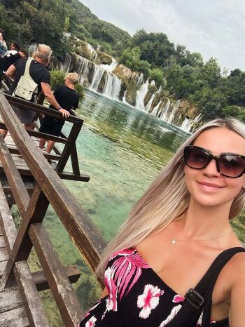 Full leaked Amelia janes private onlyfans photo