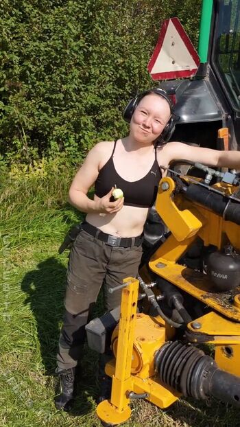 Full leaked Amski private onlyfans photo
