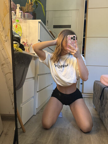 Full leaked Aneczkaa private onlyfans photo