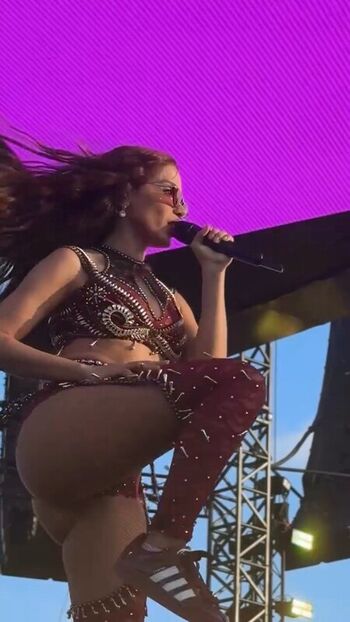 Full leaked Anitta private onlyfans photo