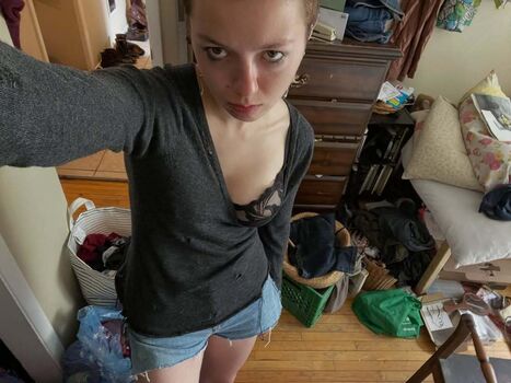 anna_r_yikes