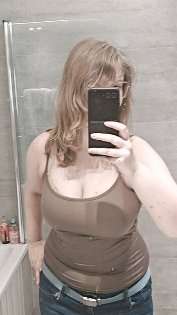 Full leaked Annie ways private onlyfans photo