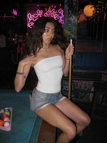 Full leaked Annikarim private onlyfans photo