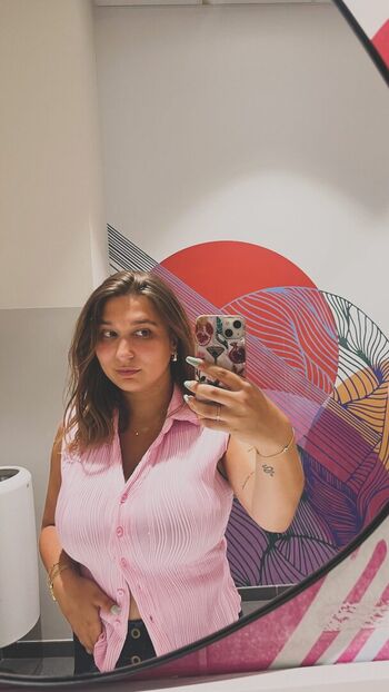 Full leaked Apoline perret private onlyfans photo