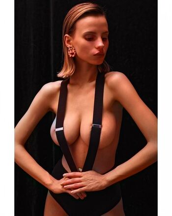 Full leaked Arina private onlyfans photo