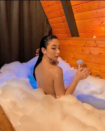 Full leaked Atavratmiyav private onlyfans photo