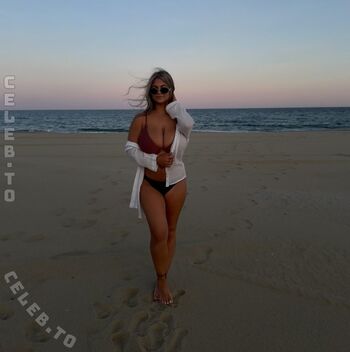 Full leaked Avaschillaci private onlyfans photo