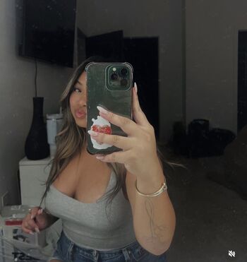 Full leaked Aysia phan private onlyfans photo