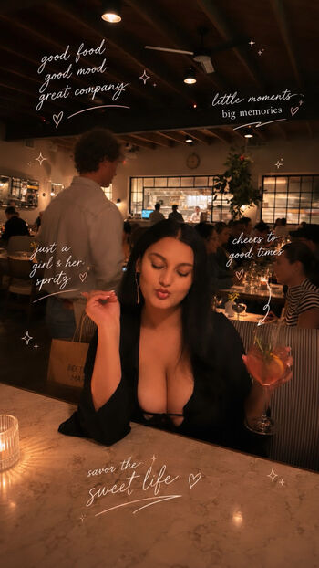 Full leaked Ayushaaaa private onlyfans photo