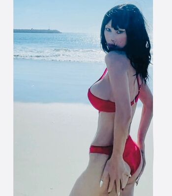 Bai Ling