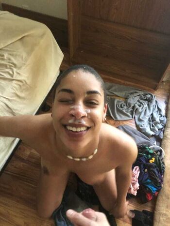 Full leaked Beach bum private onlyfans photo