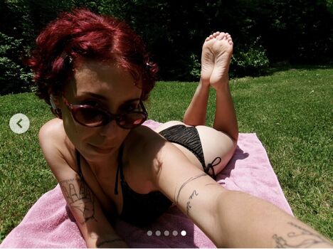Full leaked Bershy private onlyfans photo