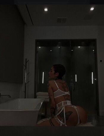 Full leaked Bhad bhabie  page private onlyfans photo