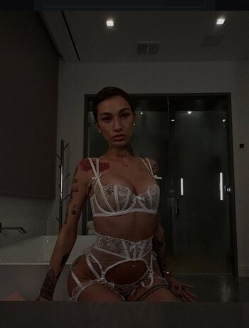 Full leaked Bhad bhabie  page private onlyfans photo