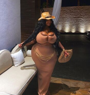 Full leaked Blairbunnie private onlyfans photo
