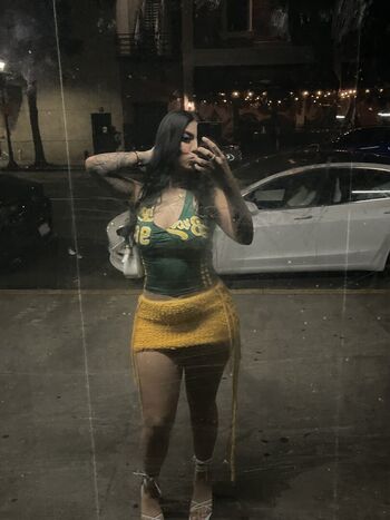 Full leaked Bluntedbetty private onlyfans photo