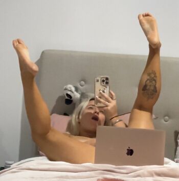 Full leaked Britishboobs private onlyfans photo