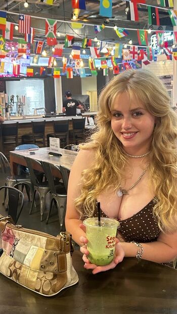 Full leaked Cjdy private onlyfans photo