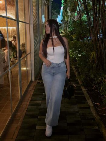 Full leaked Camila private onlyfans photo