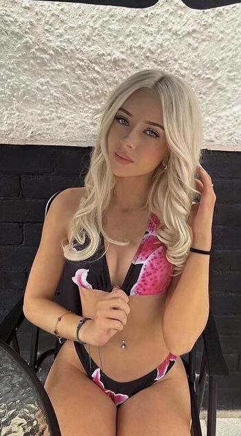 Full leaked Capriceaterrell private onlyfans photo