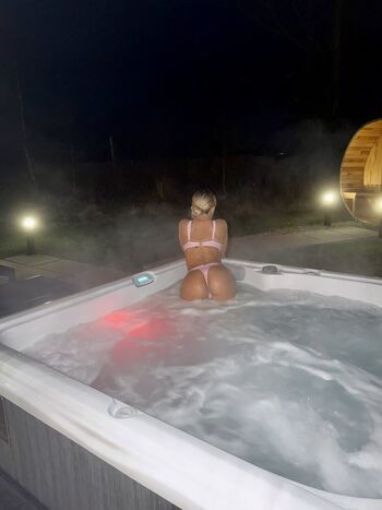 Full leaked Cargirlc private onlyfans photo