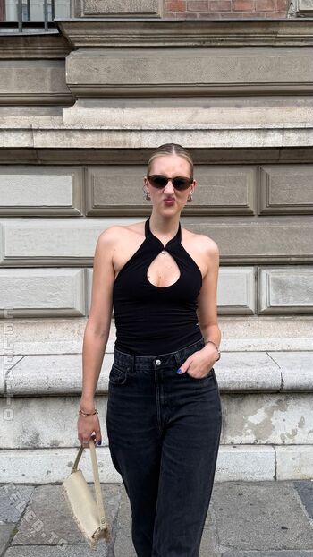 Full leaked Cathichali private onlyfans photo