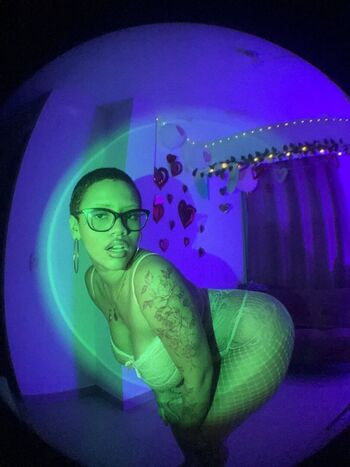 Full leaked Charlotee private onlyfans photo