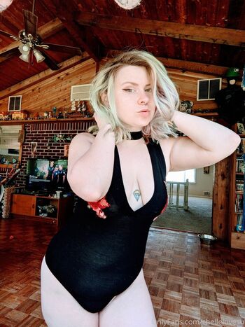 Full leaked Chellelovesu private onlyfans photo