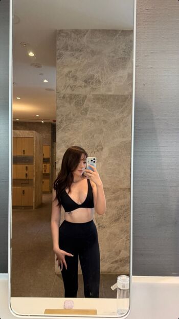 Full leaked Clara wang page private onlyfans photo