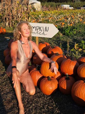Full leaked Classy hot babe private onlyfans photo