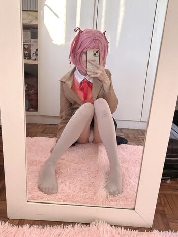 Full leaked Cos maid private onlyfans photo