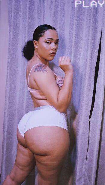 Full leaked Curlyjulz private onlyfans photo