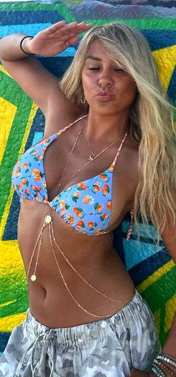 Full leaked Daboogiewoman private onlyfans photo
