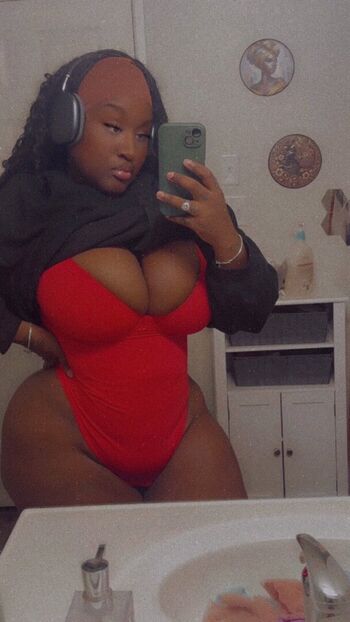 Full leaked Dailease private onlyfans photo